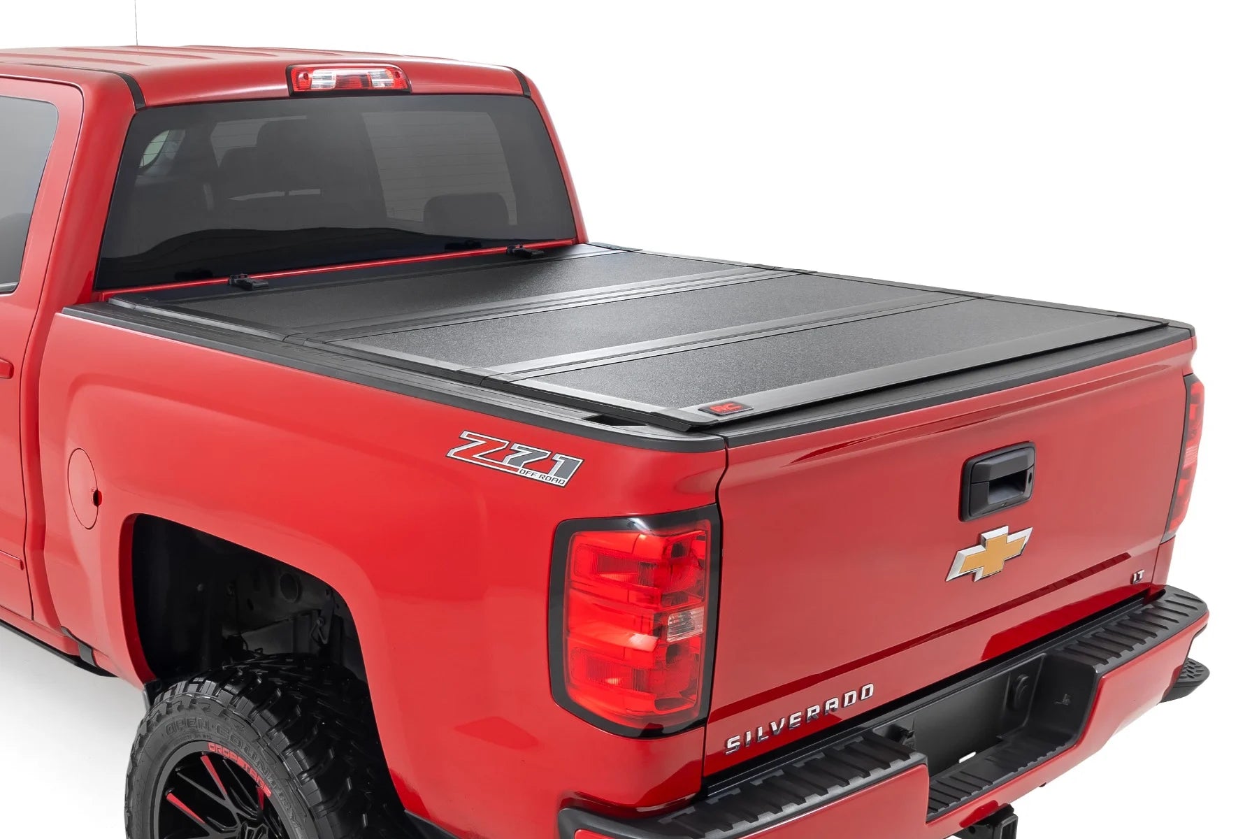 Roughcountry 49119651 Hard tri-fold flip up bedcover 14-19 Duramax (6'6 Roughcountry 49119651 Hard tri-fold flip up bedcover 14-19 Duramax (6'6