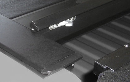 Roll*N*Lock M-SERIES Tonneau Cover 03-09 Cummins